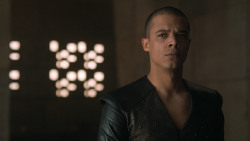extant_GameOfThrones_6x08-NoOne_2846