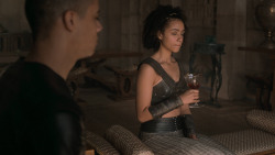 extant_GameOfThrones_6x08-NoOne_2941