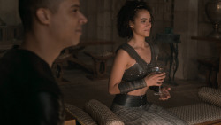 extant_GameOfThrones_6x08-NoOne_3041