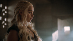 extant_GameOfThrones_6x09-BattleOfTheBastards_0233