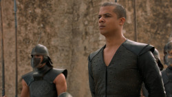 extant_GameOfThrones_6x09-BattleOfTheBastards_0368