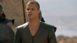 extant_GameOfThrones_6x09-BattleOfTheBastards_0827
