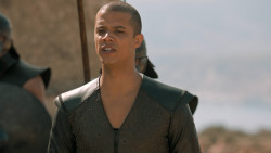 extant_GameOfThrones_6x09-BattleOfTheBastards_0828