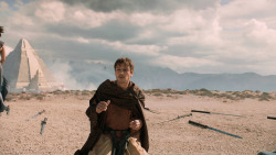 extant_GameOfThrones_6x09-BattleOfTheBastards_1027