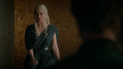 extant_GameOfThrones_6x09-BattleOfTheBastards_2947