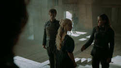 extant_GameOfThrones_6x09-BattleOfTheBastards_3078