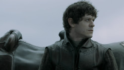 extant_GameOfThrones_6x09-BattleOfTheBastards_3375