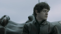 extant_GameOfThrones_6x09-BattleOfTheBastards_3378