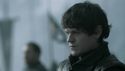 extant_GameOfThrones_6x09-BattleOfTheBastards_3898
