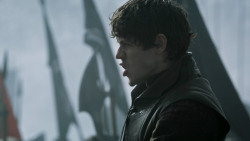 extant_GameOfThrones_6x09-BattleOfTheBastards_4242