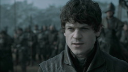 extant_GameOfThrones_6x09-BattleOfTheBastards_4262