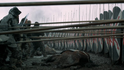 extant_GameOfThrones_6x09-BattleOfTheBastards_4530