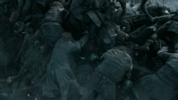 extant_GameOfThrones_6x09-BattleOfTheBastards_4655