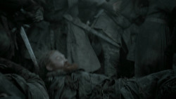 extant_GameOfThrones_6x09-BattleOfTheBastards_4884