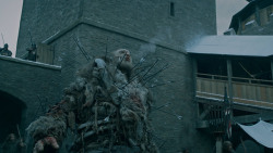extant_GameOfThrones_6x09-BattleOfTheBastards_5382