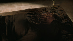 extant_GameOfThrones_6x10-TheWindsOfWinter_2006