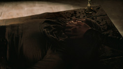 extant_GameOfThrones_6x10-TheWindsOfWinter_2009