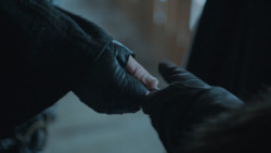 extant_GameOfThrones_7x01-Dragonstone_1540