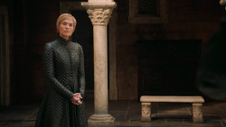 extant_GameOfThrones_7x01-Dragonstone_1925