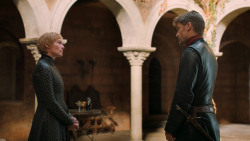 extant_GameOfThrones_7x01-Dragonstone_1947