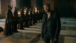 extant_GameOfThrones_7x01-Dragonstone_2331