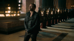 extant_GameOfThrones_7x01-Dragonstone_2457
