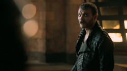extant_GameOfThrones_7x01-Dragonstone_2472