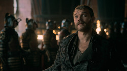 extant_GameOfThrones_7x01-Dragonstone_2510