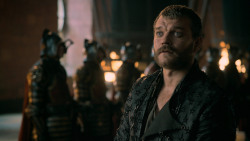 extant_GameOfThrones_7x01-Dragonstone_2529