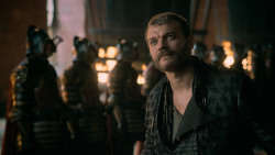extant_GameOfThrones_7x01-Dragonstone_2675