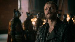 extant_GameOfThrones_7x01-Dragonstone_2697