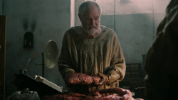 extant_GameOfThrones_7x01-Dragonstone_3056