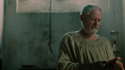 extant_GameOfThrones_7x01-Dragonstone_3218