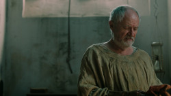 extant_GameOfThrones_7x01-Dragonstone_3219