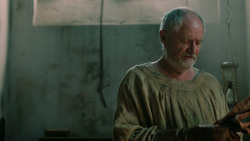 extant_GameOfThrones_7x01-Dragonstone_3220