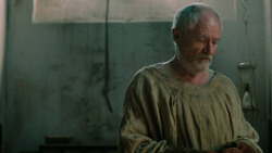 extant_GameOfThrones_7x01-Dragonstone_3225
