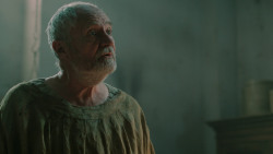 extant_GameOfThrones_7x01-Dragonstone_3242