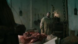 extant_GameOfThrones_7x01-Dragonstone_3255