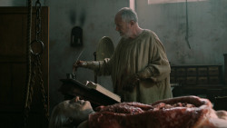 extant_GameOfThrones_7x01-Dragonstone_3260