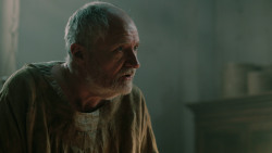 extant_GameOfThrones_7x01-Dragonstone_3296