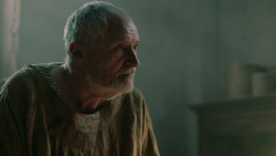 extant_GameOfThrones_7x01-Dragonstone_3300