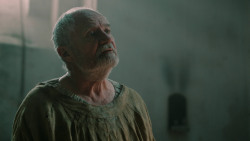 extant_GameOfThrones_7x01-Dragonstone_3320