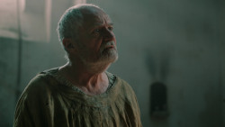 extant_GameOfThrones_7x01-Dragonstone_3325