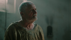 extant_GameOfThrones_7x01-Dragonstone_3326