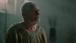 extant_GameOfThrones_7x01-Dragonstone_3327