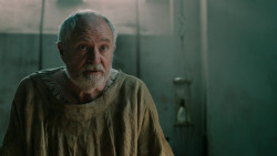 extant_GameOfThrones_7x01-Dragonstone_3338
