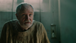 extant_GameOfThrones_7x01-Dragonstone_3360