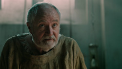 extant_GameOfThrones_7x01-Dragonstone_3371