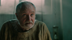 extant_GameOfThrones_7x01-Dragonstone_3373