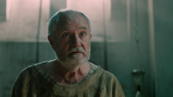extant_GameOfThrones_7x01-Dragonstone_3376